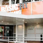 Ingang van locatie Basic Fit